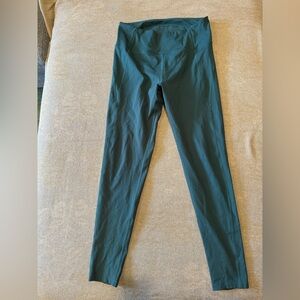 Girlfriend Collective Leggings 28” inseam, Green